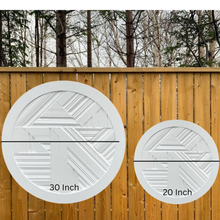 Load image into Gallery viewer, Small Multidirectional Trimscape Circle - 20"